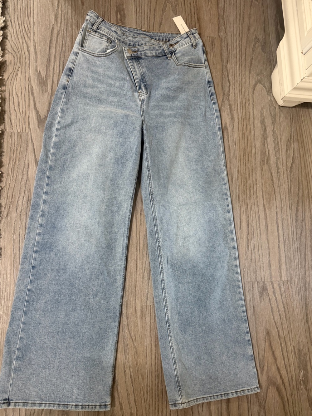 Commense Light Blue Wide-Leg Jeans